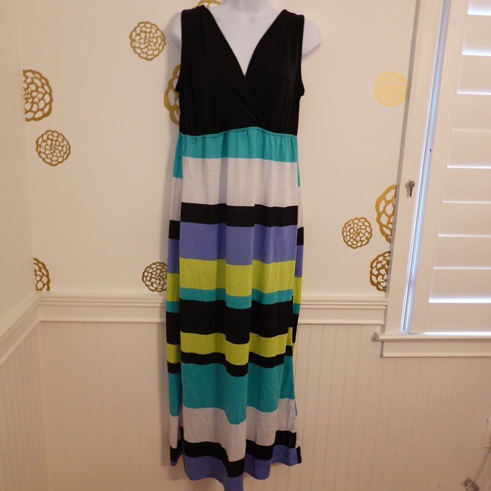 (NWT) Sleeveless V Neck Maxi Dress Stripes/Black Bodice XL